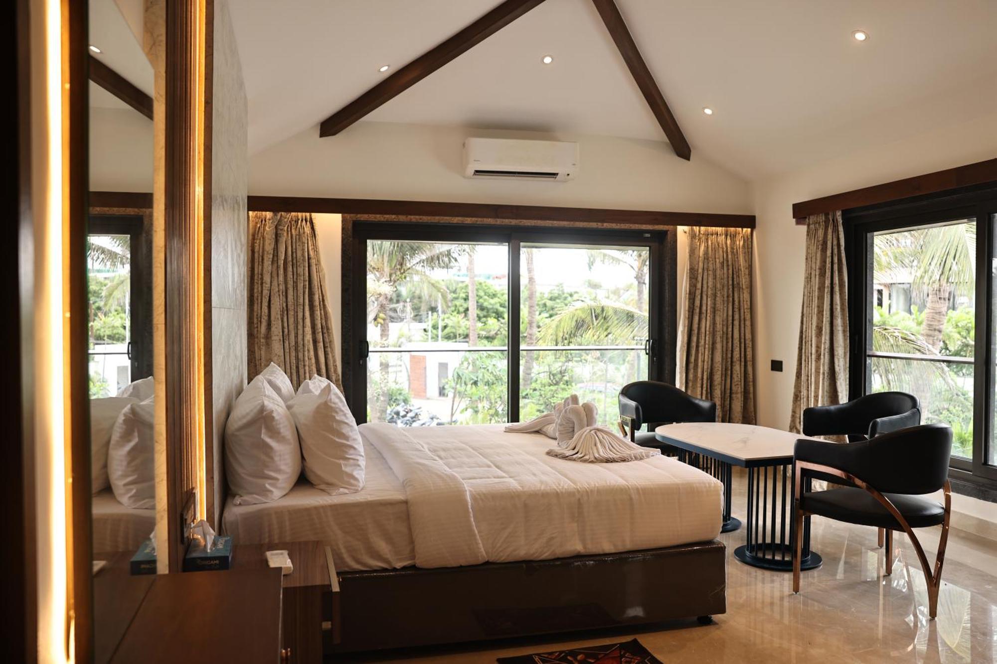 Mstays Ecr By Mirabilis Hotel Chennai Esterno foto