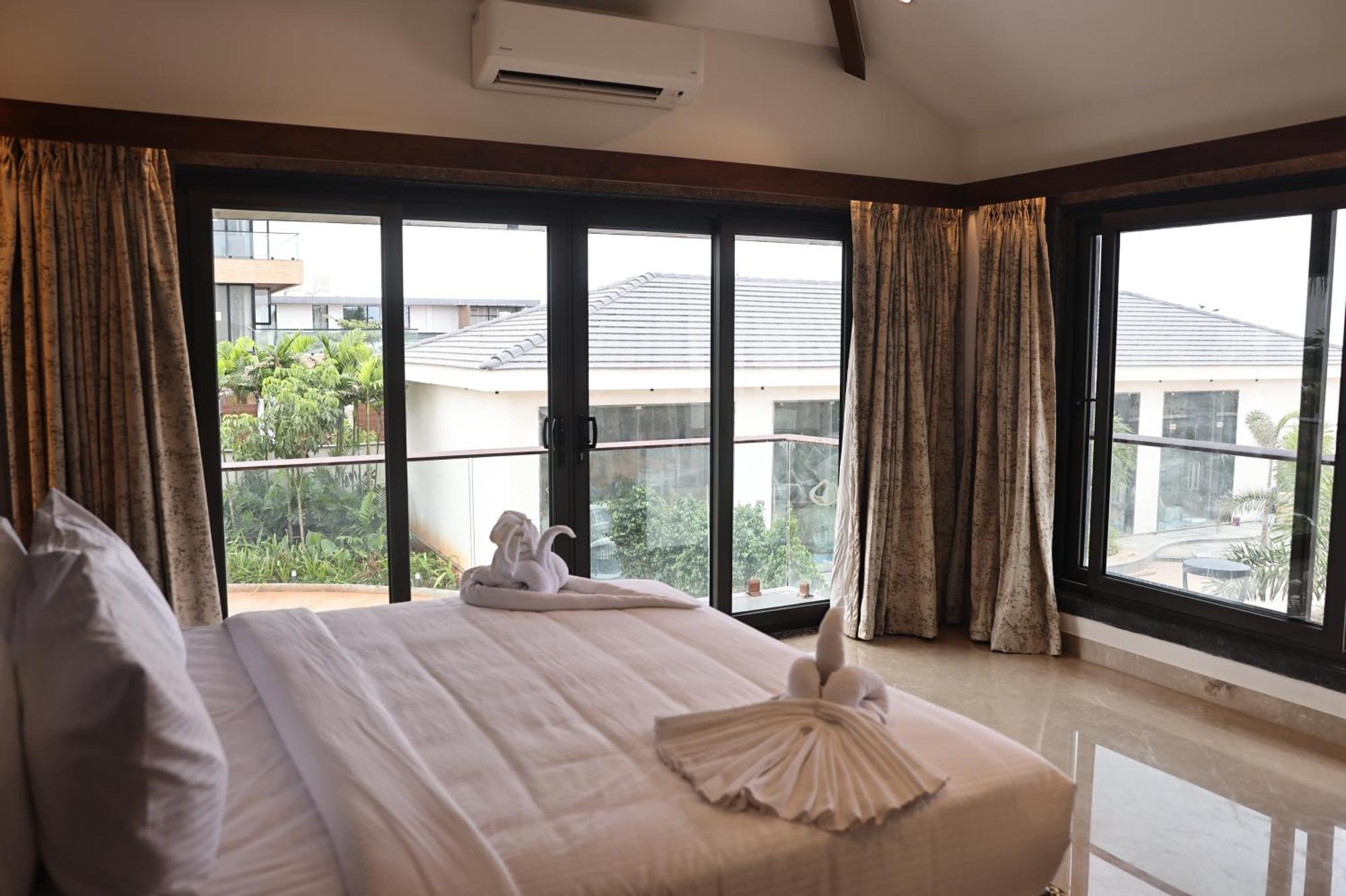 Mstays Ecr By Mirabilis Hotel Chennai Esterno foto