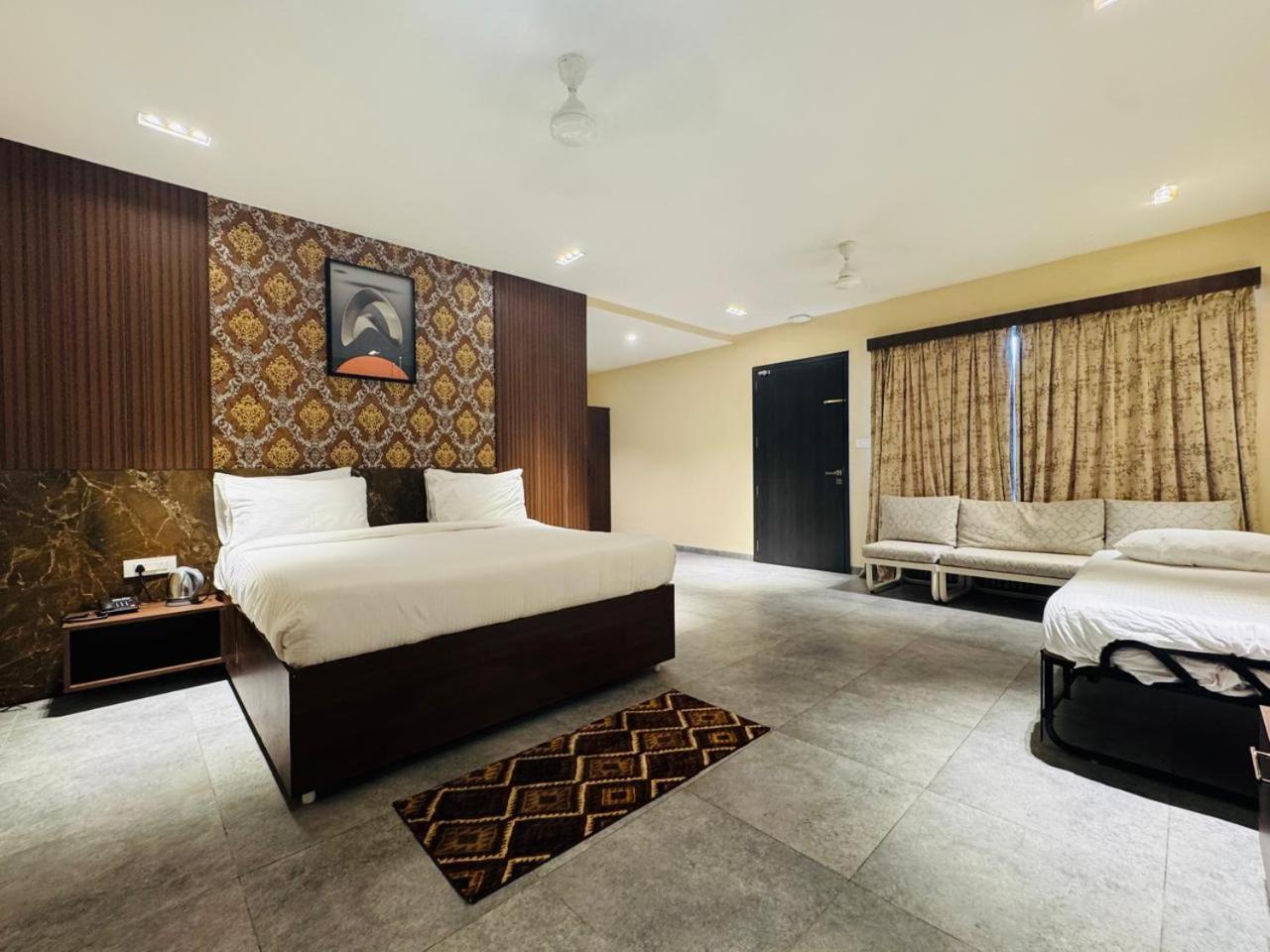Mstays Ecr By Mirabilis Hotel Chennai Esterno foto